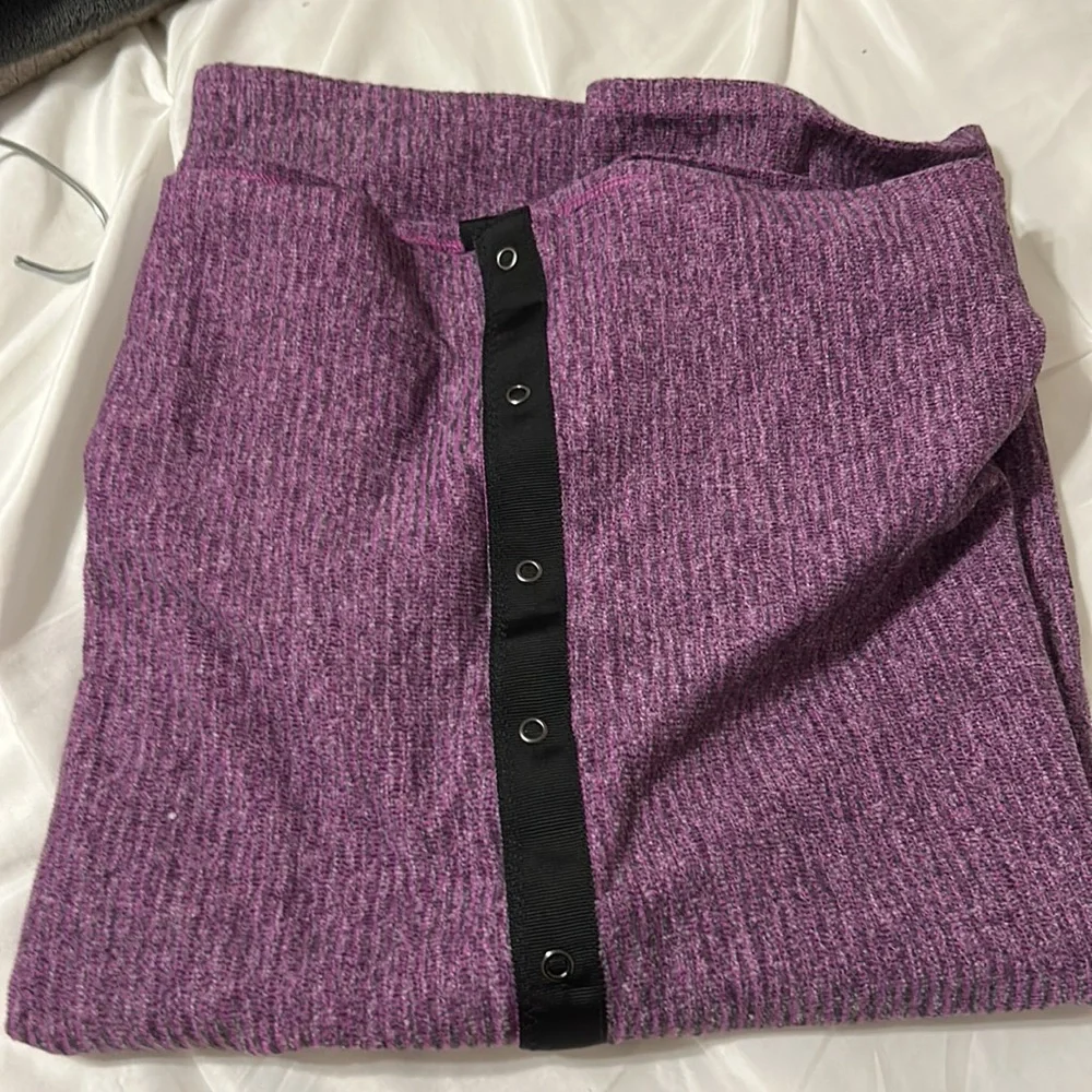 Lululemon Vinyasa Original Striped Purple Scarf